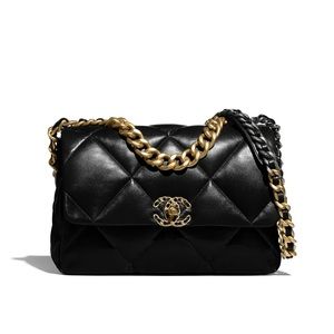 NIB Chanel 19 Large Flap Bag Black with Gold 20A